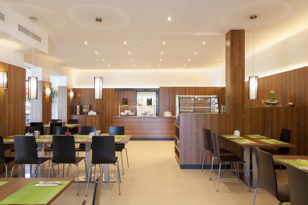 Seminarhotel Springer Schloessl Wina Bagian luar foto