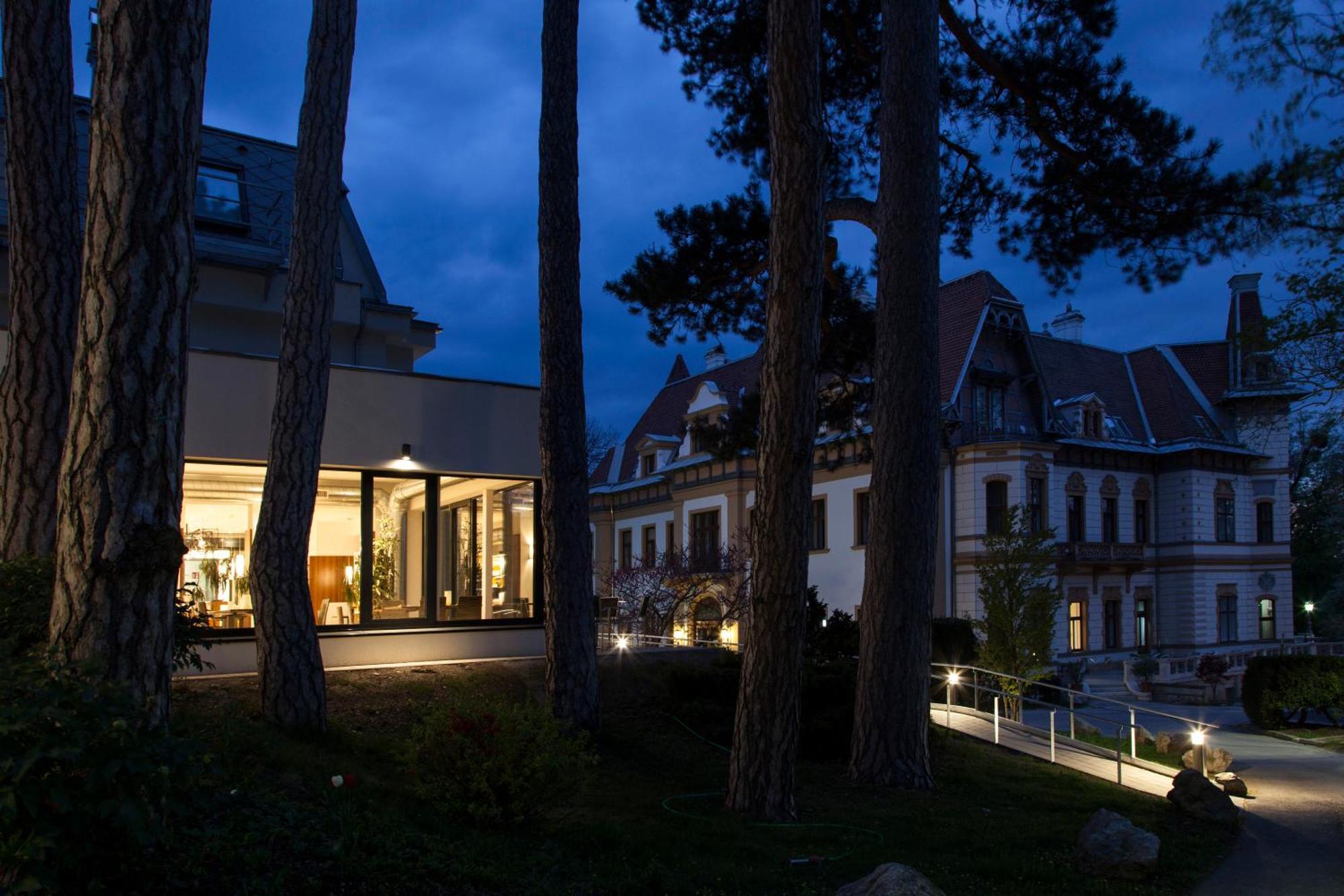 Seminarhotel Springer Schloessl Wina Bagian luar foto